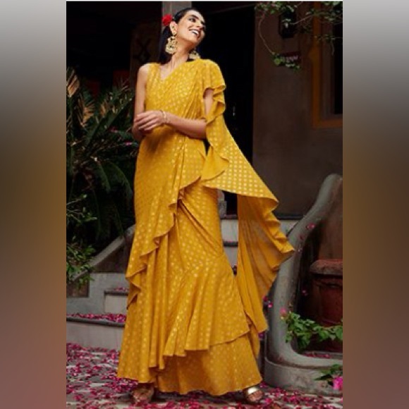 Other - Elegant Pre-Stitched ruffle sari - size small